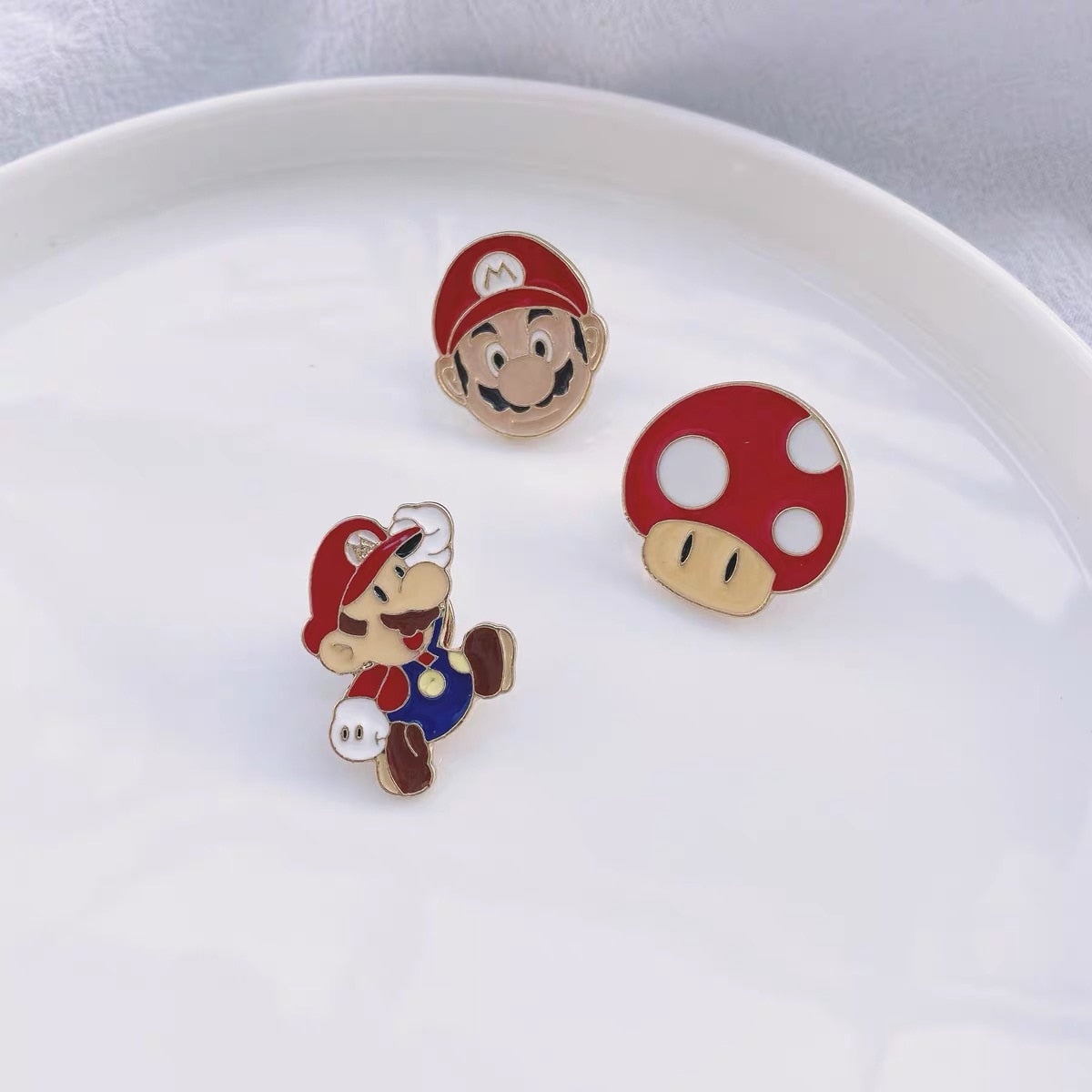 Super Mario Anime Lapel