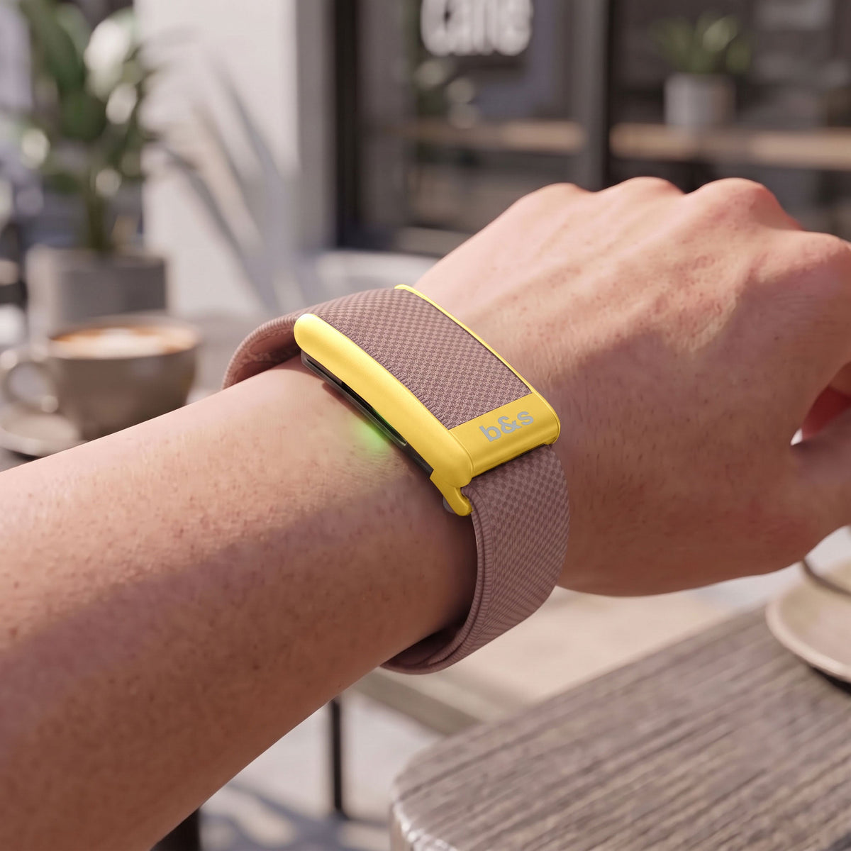 b&s Superknit Nylon Strap for Whoop 5.0 Peak, Jet Black with S Steel Matte Gold Clasp